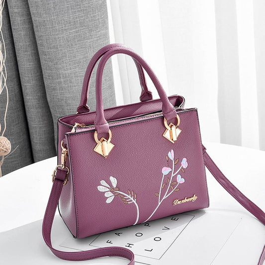 TRAVEASY 2022 New Women's Bag Female Leisure Style Atmosphere Fashion Female Bag Cross Body Bag Single Shoulder Bag Handbag