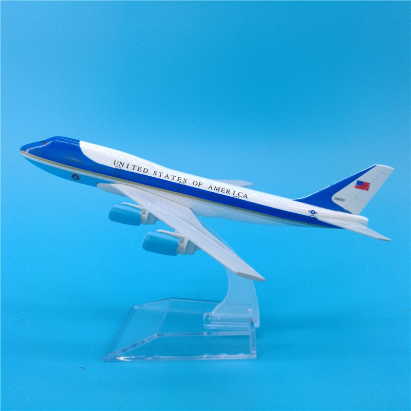 16CM Airbus A320 A330 A350 A380 Boeing B737 B747 B777 B787 Airplanes Plane Model Diecast Aircraft Toys Airliner Model Kids Gift