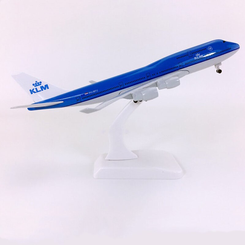 20CM Airplanes Boeing B747 B787 Airbus A350 A320 Airlines Plane Models Aircraft Toys With Landing Gear Kids Gifts Collection