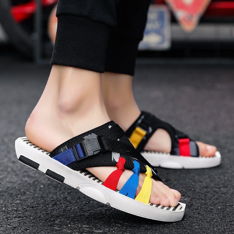 2021 Colorful men's summer fashion trend slippers outdoor beach shoes soft household sandals non-slip casual slippers