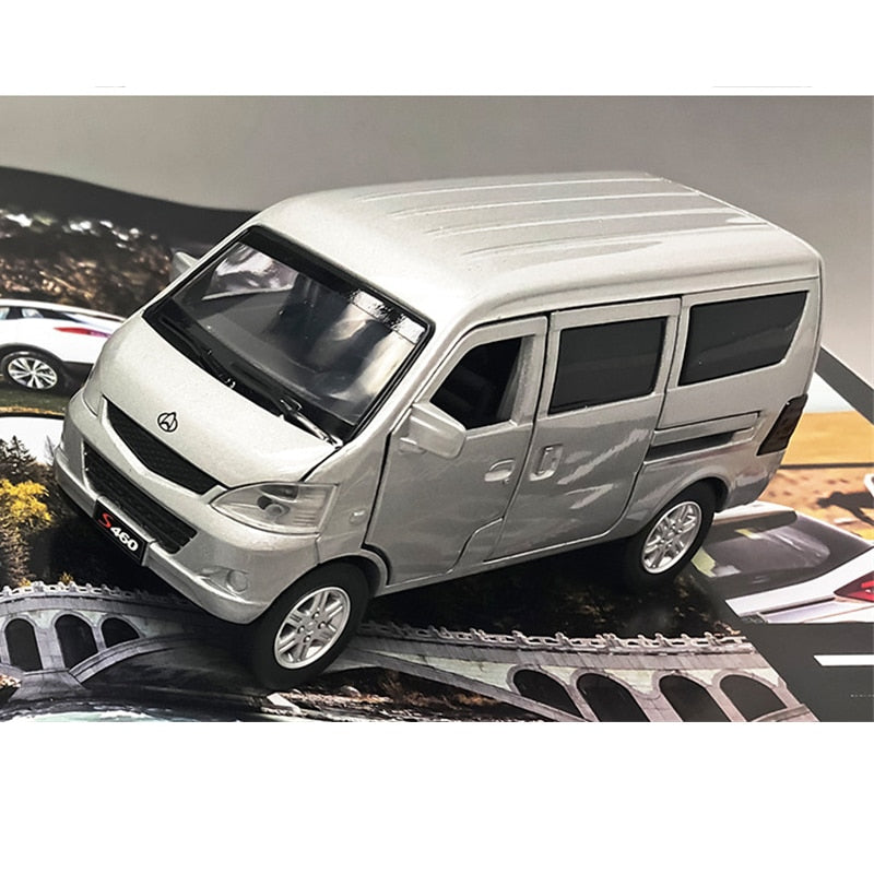1/32 Scale Car Model ChangAn S460 Diecasts Model Toy Cars Alloy Metal Casting Van MPV Toys For Kids Children Gifts Collectible
