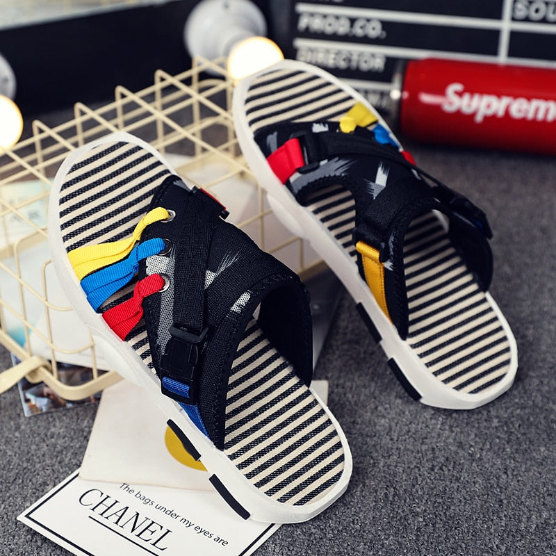 2021 Colorful men's summer fashion trend slippers outdoor beach shoes soft household sandals non-slip casual slippers