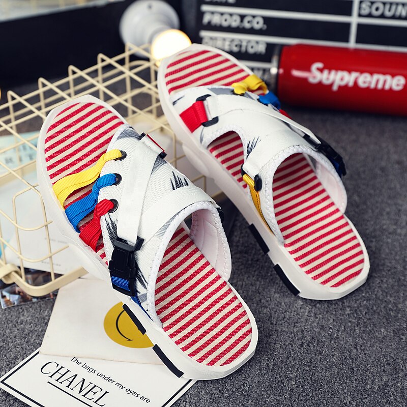 2021 Colorful men's summer fashion trend slippers outdoor beach shoes soft household sandals non-slip casual slippers