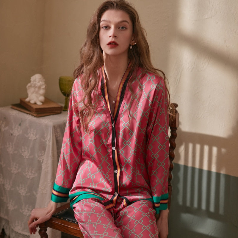 Lisacmvpnel 2022 Spring New Style Long Sleeved Women Pajamas Set Ice Silk Printed Fashion Pyjamas