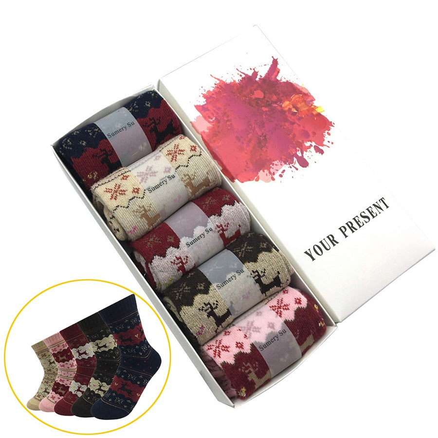 5 Pairs/Lot Wool Socks Women Warm Winter Snow Flower Deer Maple Leaf  Pattern Cashmere Socks Ladies Girls Christmas Gift 5 Style