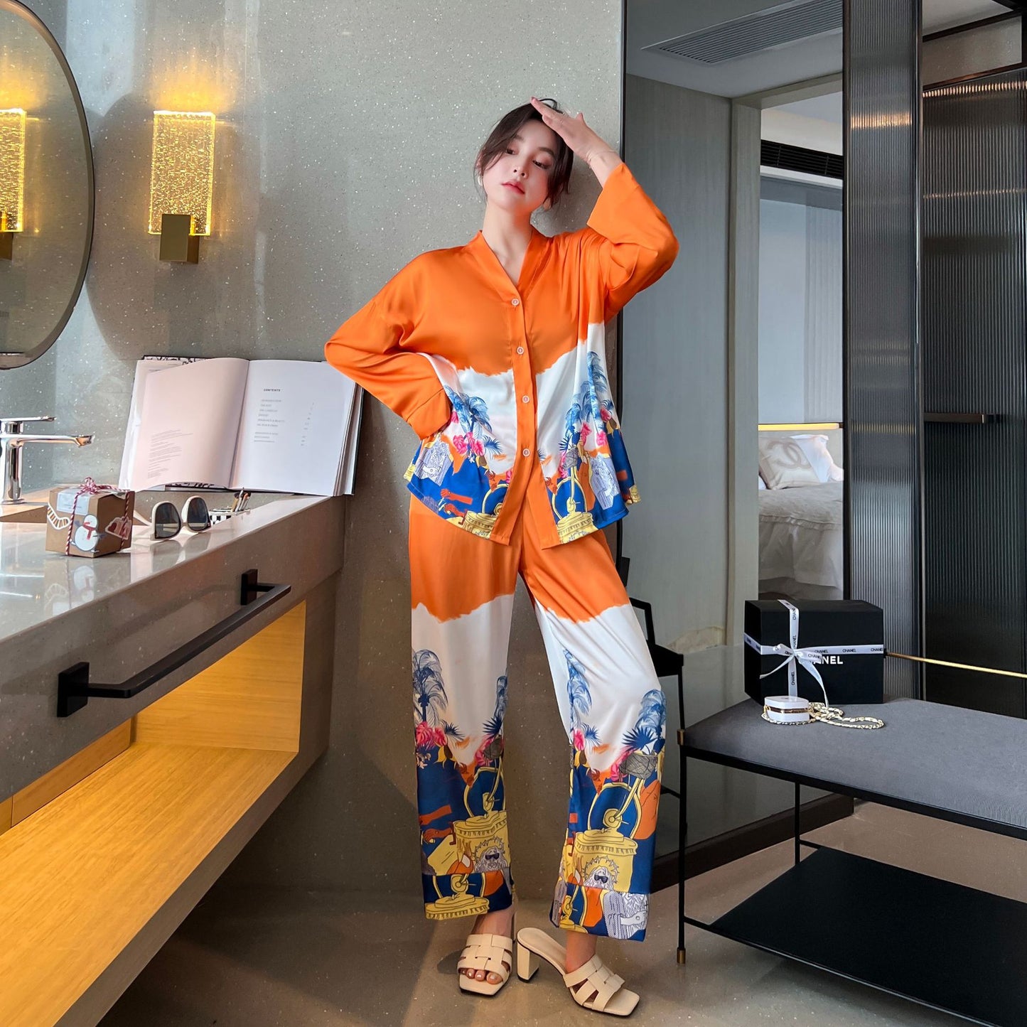 QSROCIO NEW Women's Pajamas Set Luxury Fashion Paint Print Sleepwear Silk Like Homewear V Neck Nightwear New пижама женская