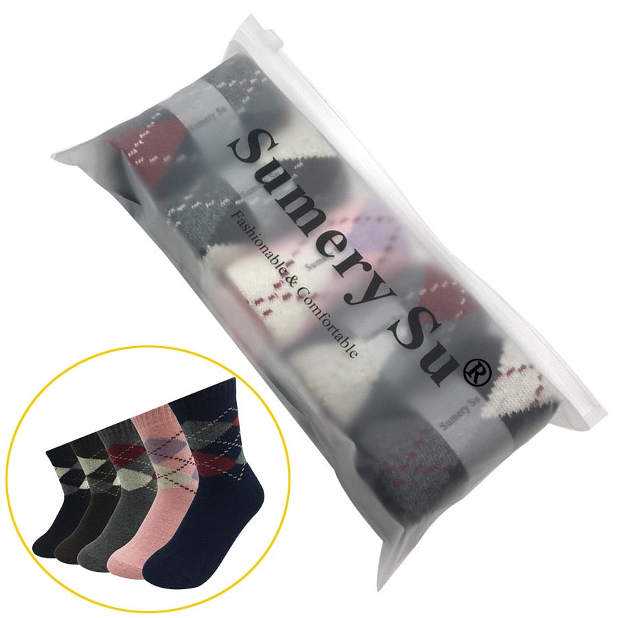 5 Pairs/Lot Wool Socks Women Warm Winter Snow Flower Deer Maple Leaf  Pattern Cashmere Socks Ladies Girls Christmas Gift 5 Style