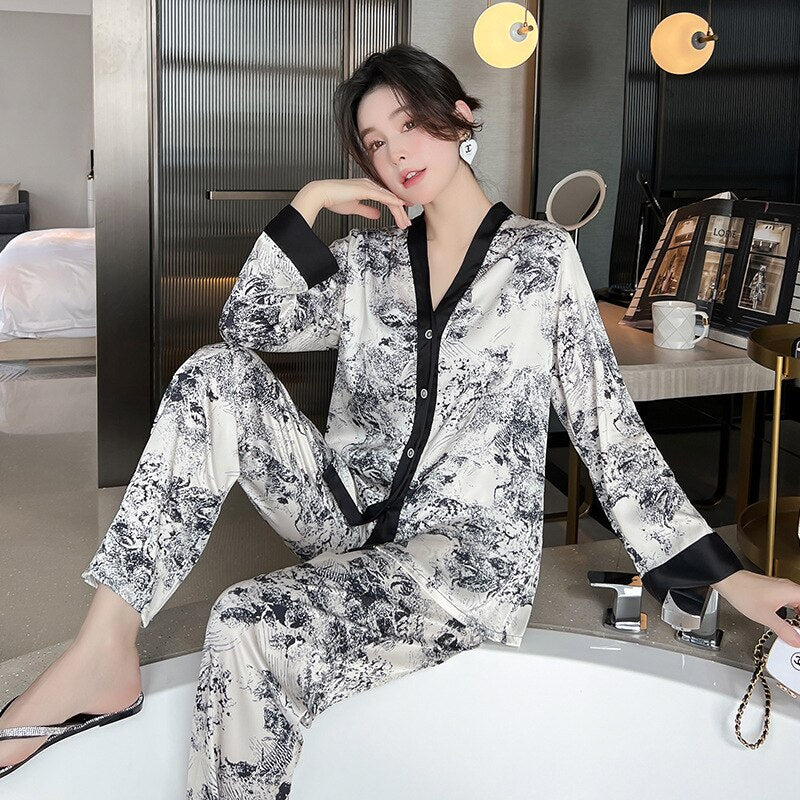 QSROCIO NEW Women's Pajamas Set Luxury Fashion Paint Print Sleepwear Silk Like Homewear V Neck Nightwear New пижама женская