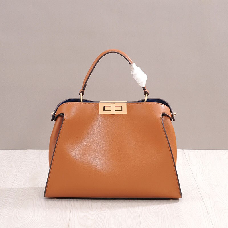 Luxury Design Handbag Cow Leather Women Bag Swivel Buckle Large Kitten Bag Cowhide Ladies Messenger Bag Single Shoulder Bag 2020