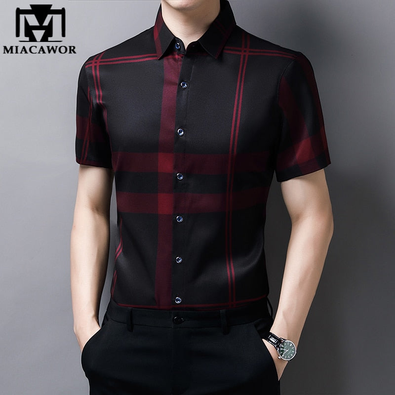 2022 New Plaid Shirt Men High Quality Silk Summer Short sleeve Casual Shirts Men Slim Fit Camisa Masculina Drop Shipping C748