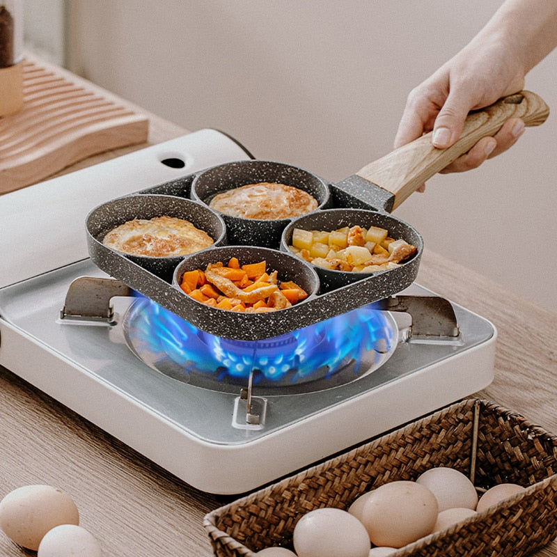 Non-stick Frying Pot Pan 2/4 Holes Steak Egg Pancake Thickened Omelet Pan Wooden Handle Pan For Kitchen Utensils