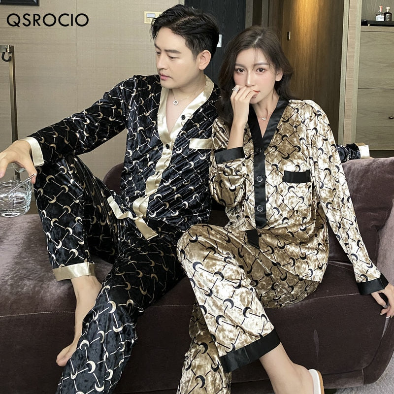 QSROCIO High Quality Women's Pajamas Set Velvet Sleepwear Moon Print Casual Homewear Men Nightwear Luxury Couple Pyjamas Femme