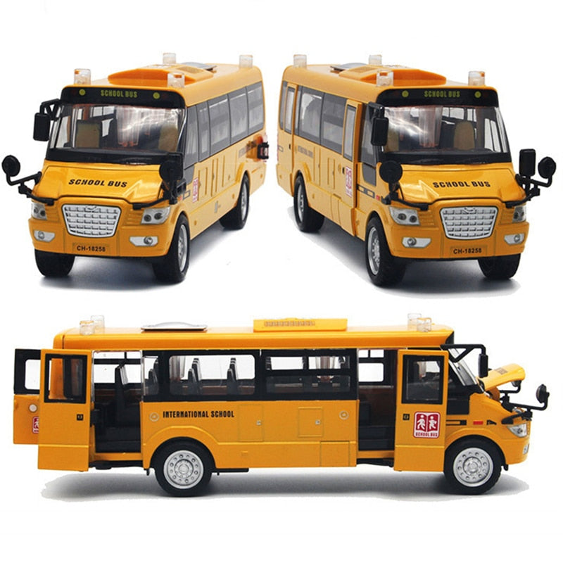 1:32 Scale Big Size America School Bus Toys Diecast Metal Car With Pull Back car vehicle Model Lighting music car hildrens toys