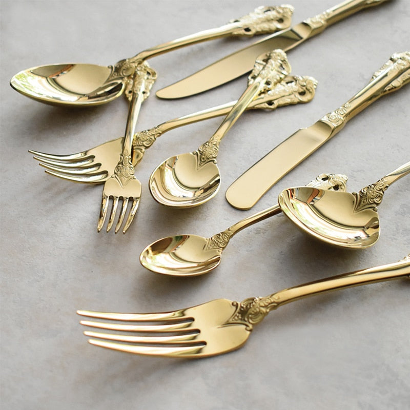 Golden Luxury Dinner Set Vintage Western Gold Plated Cutlery Stainless Steel Knife Fork Set Vintage Kitchen Untensile