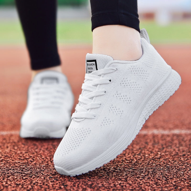 Women Casual Shoes Fashion Breathable Walking Mesh Lace Up Flat Shoes Sneakers Women 2019 Tenis Feminino White Vulcanized Shoes