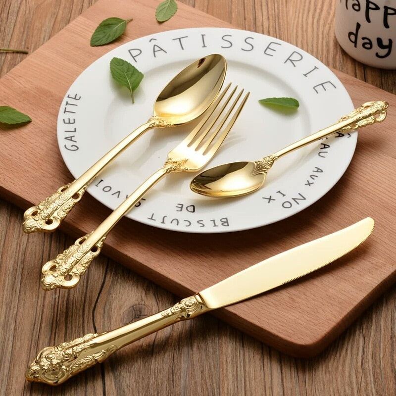 Vintage Western Gold Plated Cutlery Tableware Set 24pcs Dining Knives Forks Teaspoons Golden Luxury Dinnerware Sets Engraving