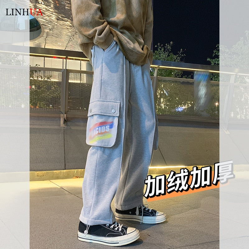 LINHUA Men&#39;s Fashion Fleece Wide Leg Pants Streetwear Hip-hop Casual Sweatpants Print Pocket Cargo Pants Men Drawstring Trousers