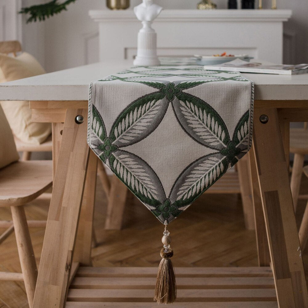 Table Runner European Jacquard Geometric Hotel Dining Decoration Table Cloth Tablecloth Coffee Table Bed Runner Green Tablewear