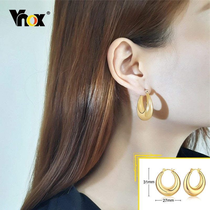 Vnox Minimalist Metal Hoop Earrings for Women, Gold Color Stainless Steel Chic Lady Girl Circle Earrings, Vintage Party Jewelry