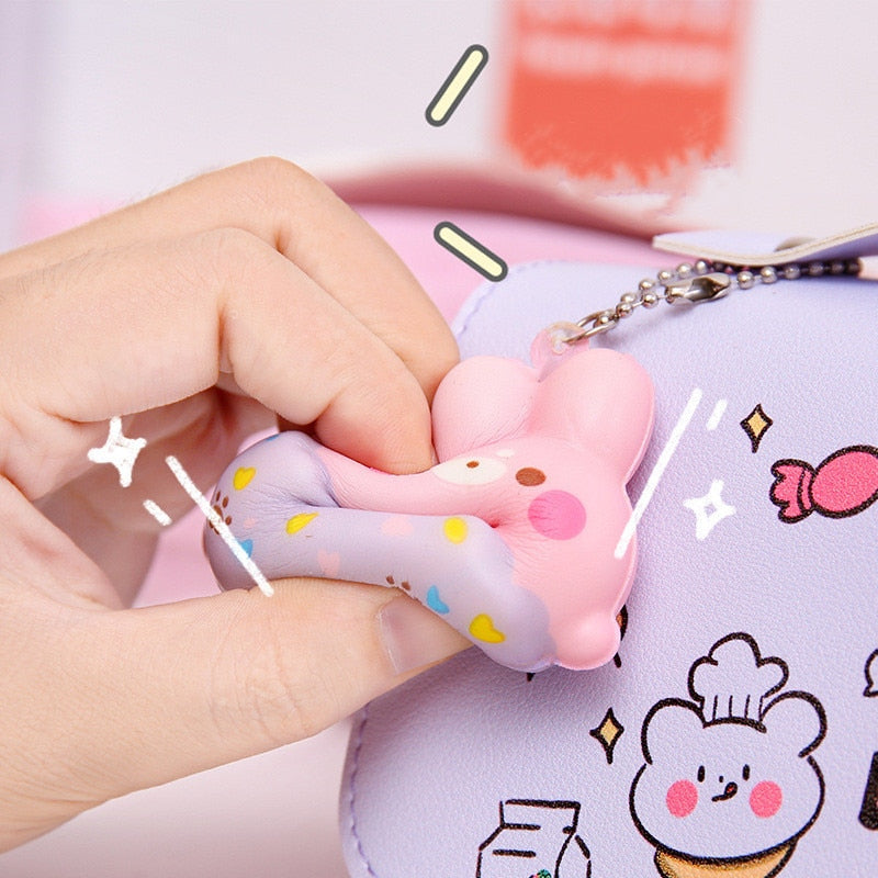 Decompression pencil case Portable cute pencil bag Cartoon school stationery bag Student pen case Unzip children pen bag prize