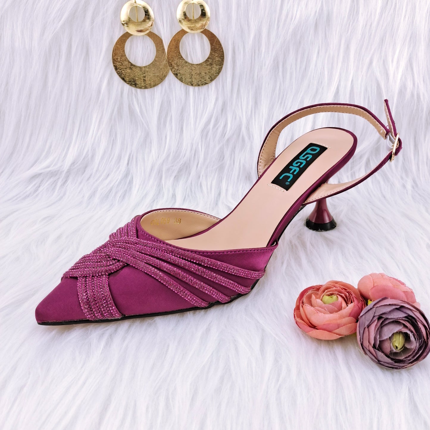 QSGFC New Italian Design Magenta Diamond Belt With The Same Color Cashew Bag Exquisite Banquet Ladies Shoes And Bag