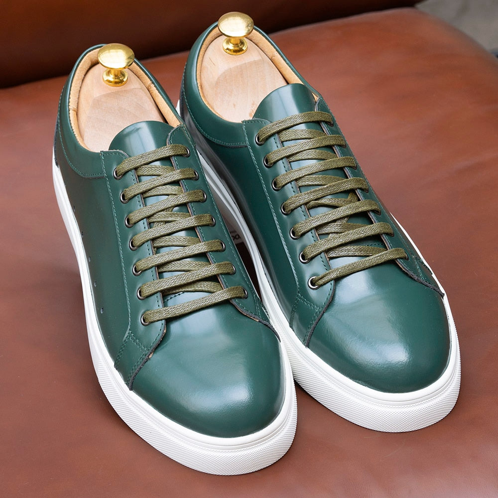 Fashion Mens Casual Shoes Patent Leather Lace-Up Green Black Derby Breathable Comfortable Spring Autumn New Sneakers for Men