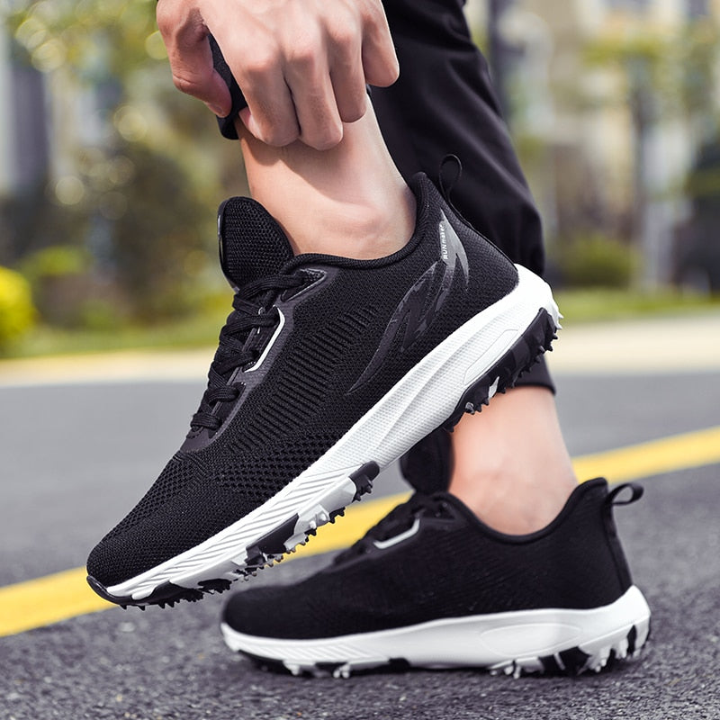 2022 Light Soft Running Shoes Men &amp; Women Summer Fashion Air Mesh Sneakers Boys Black Gym Footwear Men Sport Shoes Female Winter