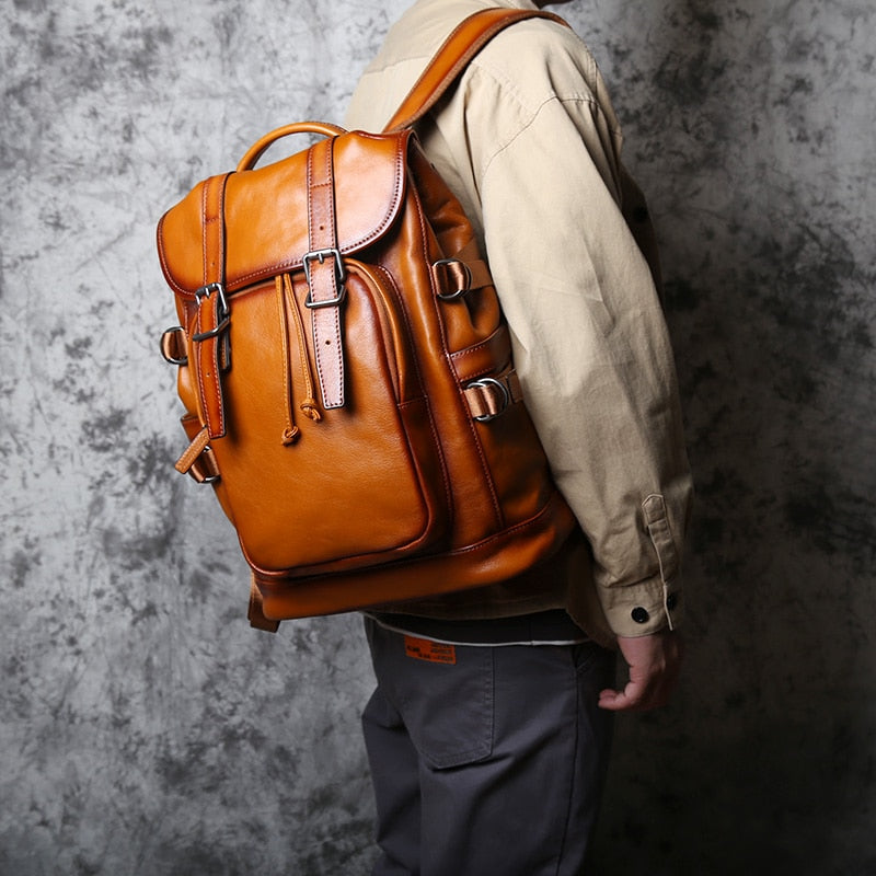 NZP Retro Leather Men&#39;s Backpack European and American Fashion Travel Bag Top Layer Cowhide Casual School Bag Laptop Bag
