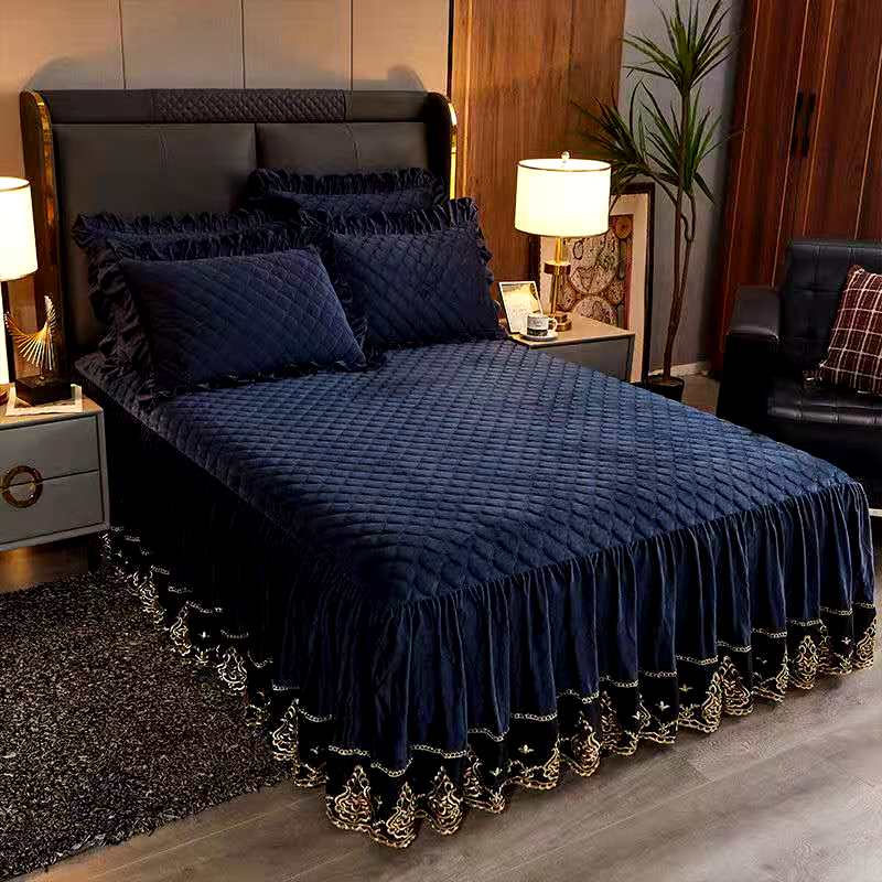 Luxury Solid Color Crystal Velet Quilted Bedspread King Queen Size Lace Soft Coral Fleece Bed Skirt Not Including Pillowcase