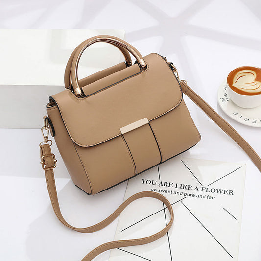 TRAVEASY 2023 British Fashion Small Square Bags Women Hard PU Leather Flap Design Small Handbag Mini Girls Shoulder Bag