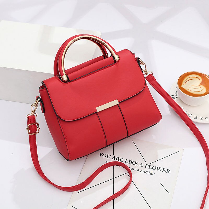 TRAVEASY 2023 British Fashion Small Square Bags Women Hard PU Leather Flap Design Small Handbag Mini Girls Shoulder Bag