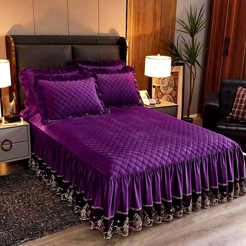 Luxury Solid Color Crystal Velet Quilted Bedspread King Queen Size Lace Soft Coral Fleece Bed Skirt Not Including Pillowcase