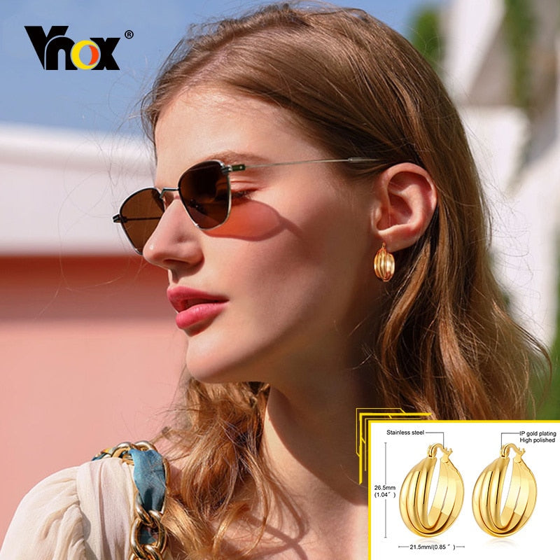 Vnox Minimalist Metal Hoop Earrings for Women, Gold Color Stainless Steel Chic Lady Girl Circle Earrings, Vintage Party Jewelry