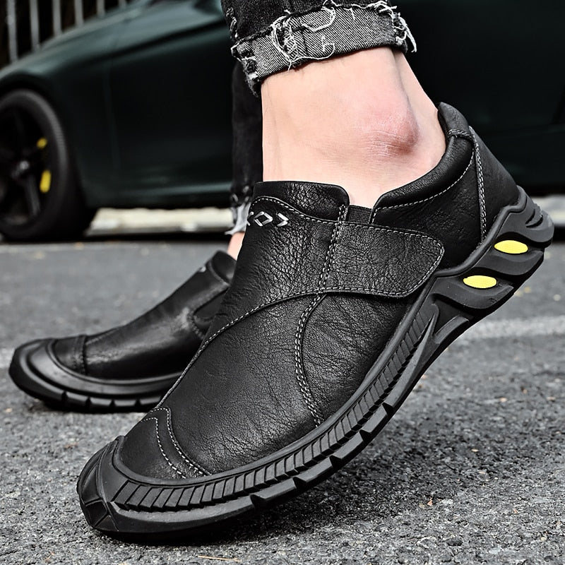 Plus Size Men Sneakers Spring Autumn Casual Shoes Breathable Loafers Leather Flat Shoes Man Fashion Comfortable Walking Shoes