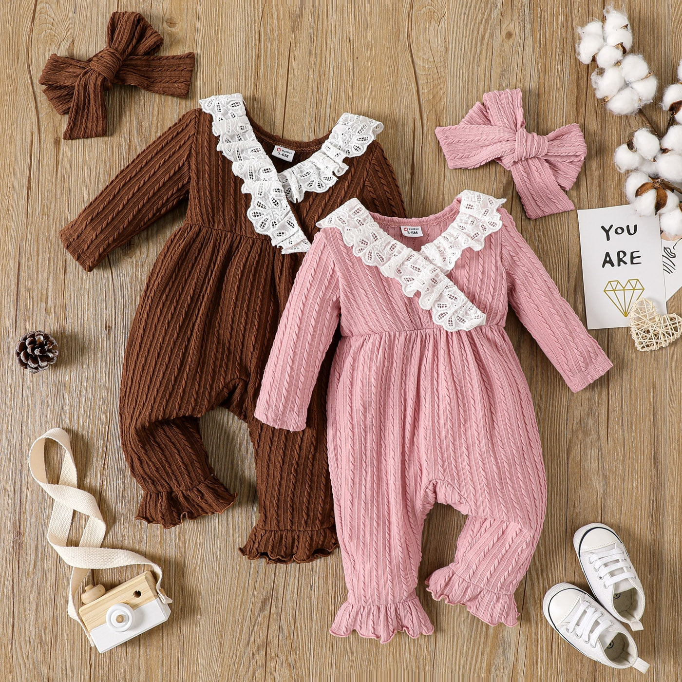 PatPat 2pcs Baby Girl Ruffle Trim Surplice Neck Textured Long-sleeve Jumpsuit with Headband Set