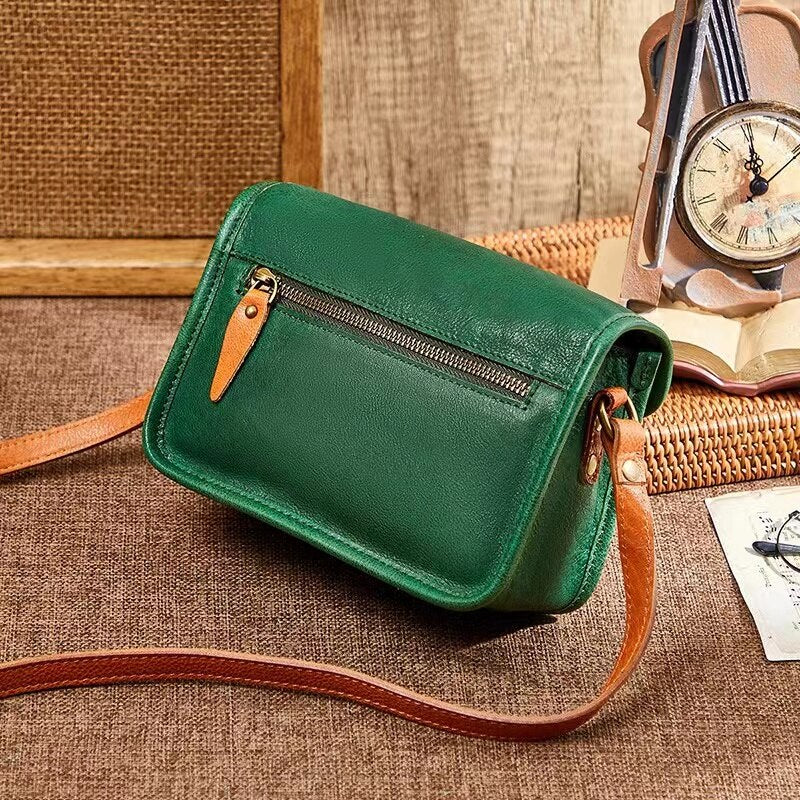 2022 New Vegetable Tanned Leather  Bag Retro Single Shoulder Messenger Small Square Bag