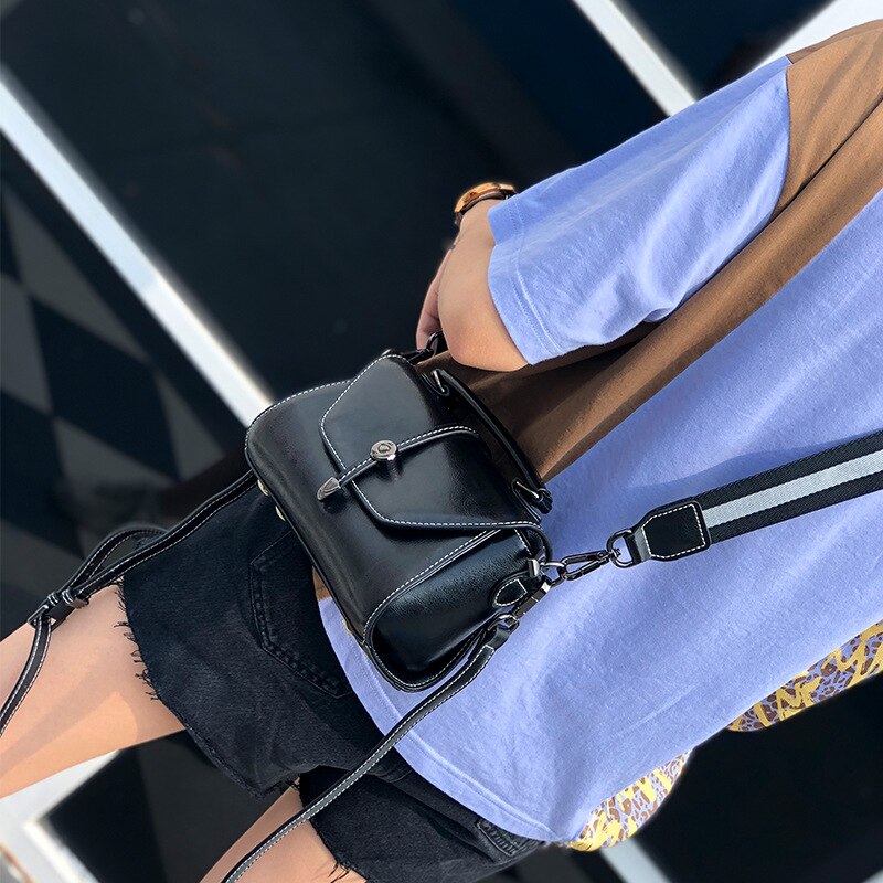 Small Leather Bag Women&#39;s 2022 Fashion Handbag Shoulder Bag Ladies Cowhide Purse Messenger Crossbody Bag Simple and Versatile