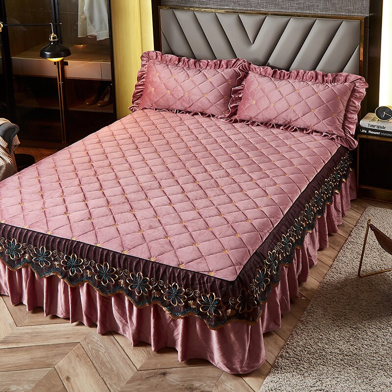 Luxury Embroidery Bedspread Thicken Plush Quilted Bed Skirt Winter Warm Soft Velvet King Size Bed Cover Not Including Pillowcase