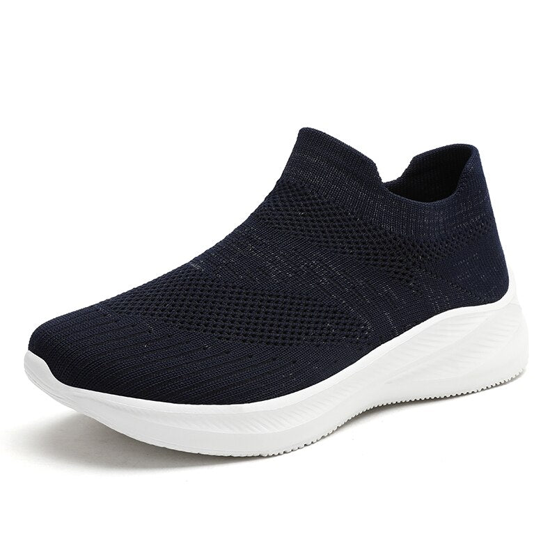 2022 Men &amp; Women walking Shoes Summer Breathable Mesh Black Shoes Light Hard-Wearing Slip on Footwear Flat Net Sneakers Canvas