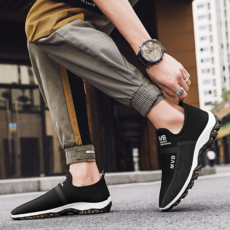 New Summer Mesh Men Shoes Lightweight Sneakers Men Fashion Casual Walking Shoes Breathable Slip On Men Loafers Zapatillas Hombre