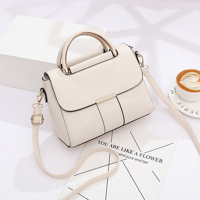 TRAVEASY 2023 British Fashion Small Square Bags Women Hard PU Leather Flap Design Small Handbag Mini Girls Shoulder Bag