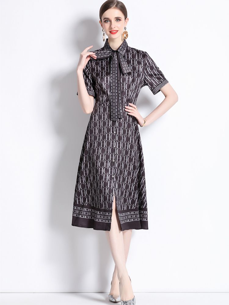 Summer Runway Letters Print Shirt Dress Women Short Sleeve Turn Down Neck Vintage Bandage Lace Up Pleated Midi Vestidos M8719