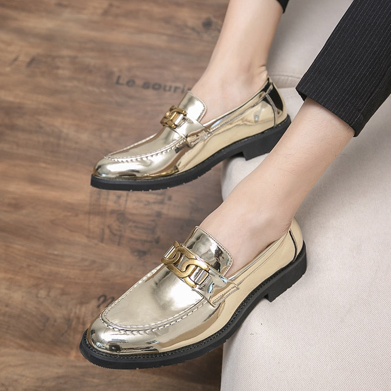 Brand Men&#39;s leather Shoes Office Shoes Men Flats Patent Leather Gold Glitter wedding banquet Loafers Comfortable Business Shoes