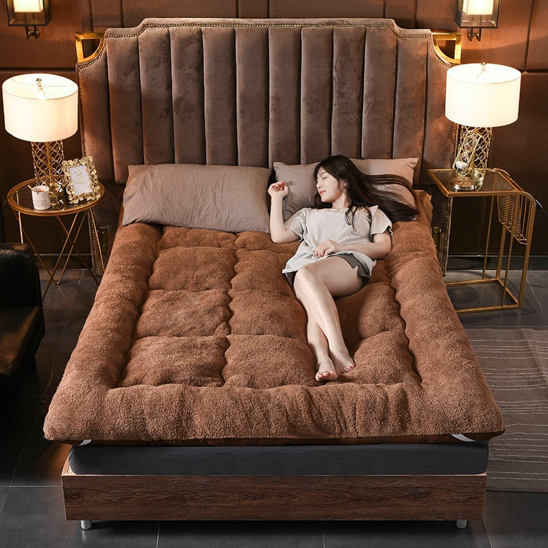 Lamb Velvet Mattress Thickened Cushion Home Tatami Dormitory Single Student Dormitory Bed Cotton Queen Full Size Bed Mattress