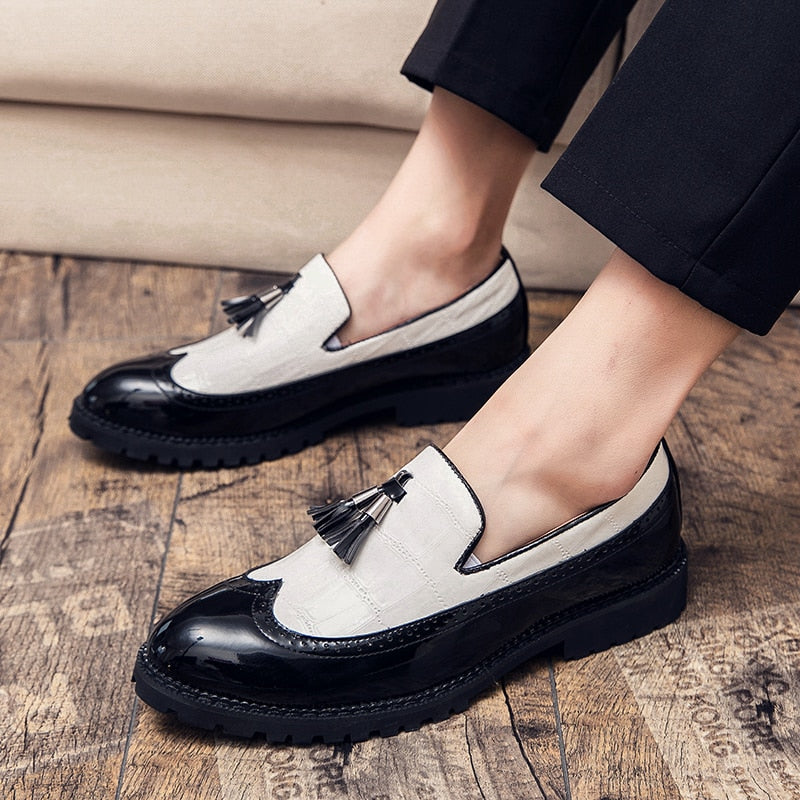 New Tassel Casual Loafers Men Leather Shoes Fashion Wedding Party Shoes Luxury Men Designer Business Flats Shoes Plus Size 38-47