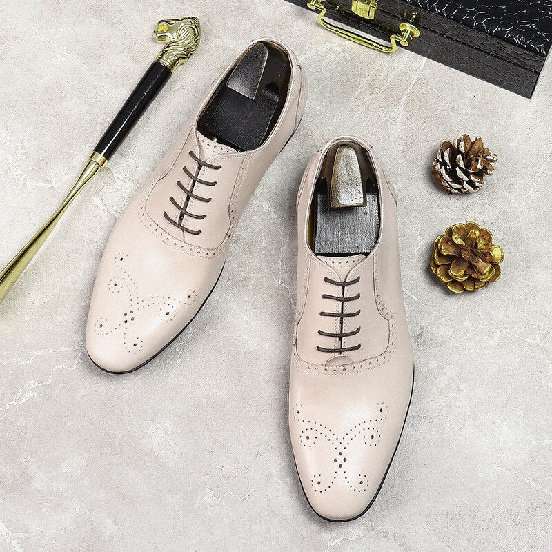 2022 Men Wedding Shoes Luxury Designer Genuine Leather Handmade Classic Khaki White Brogues Shoes for Groom Quality Footwear